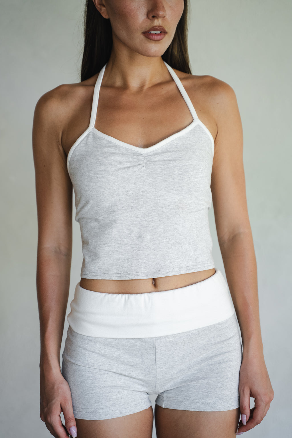 Short yoga sport confortable Tirta - Short Ecovero gris